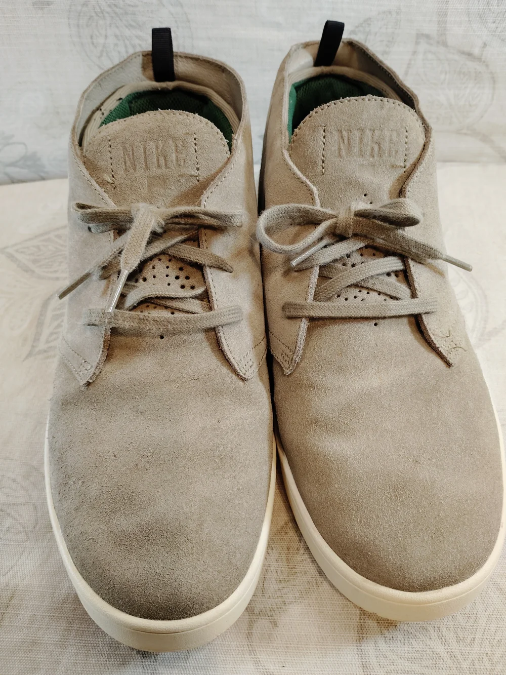 Nike men’s skateboard